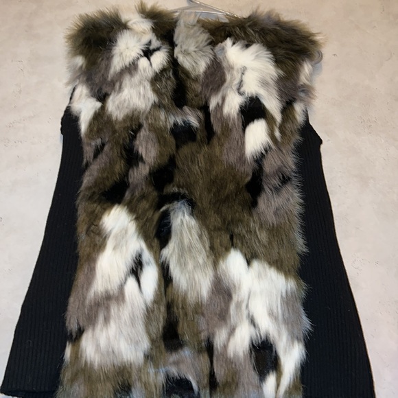 Sweater vest from guess Faux fur - Picture 7 of 7